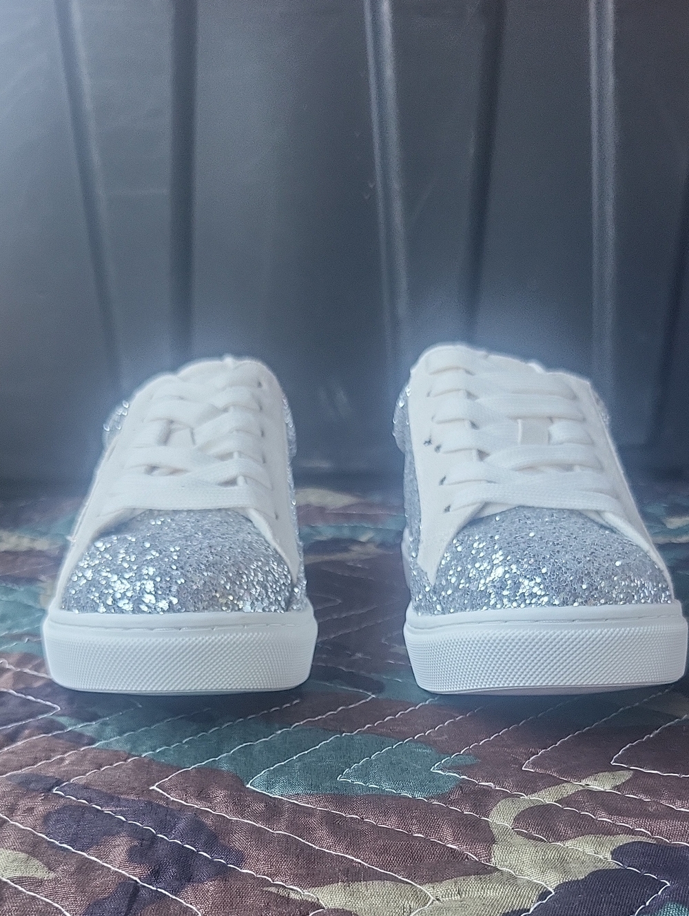 Podcast Silver Glitter Suede Size 8.5